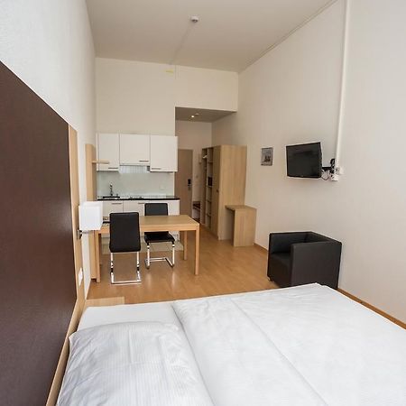 Hotel Hoeri Inn Dış mekan fotoğraf