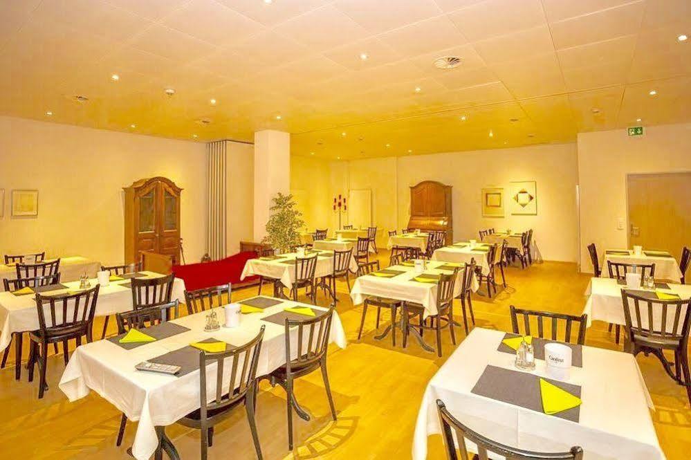 Hotel Hoeri Inn Dış mekan fotoğraf